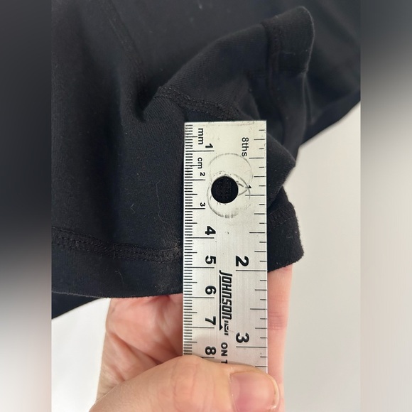 Lululemon Boogie On Shorts Black Size 6 - Picture 6 of 9